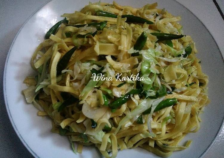 Resep Tumis Mie Kuning Gepeng Cabe Rawit