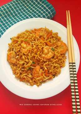 Mie goreng udang sayuran