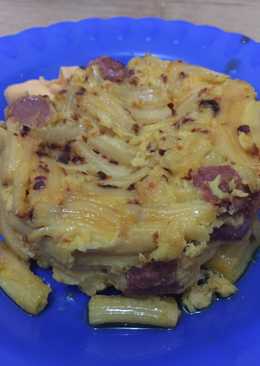 Omelet isi macaroni cheese dan sosis (cooked with rice cooker)