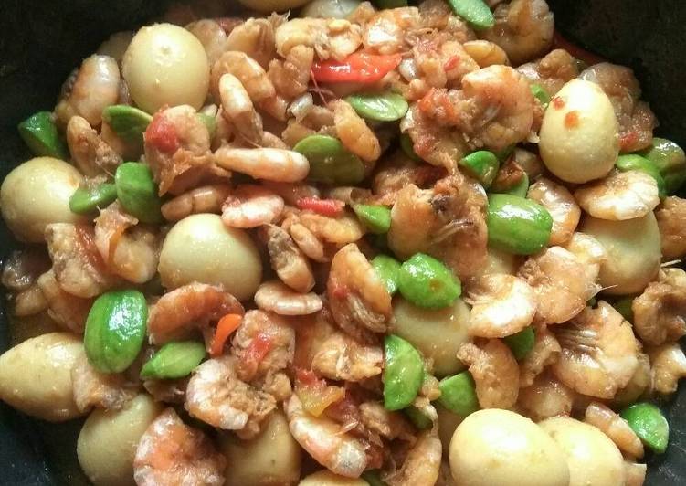 Resep Udang telur puyuh sambal pete Dari rina darmadi