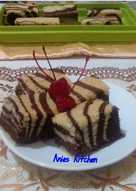 Ogura Cake Zebra with Coconut Milk