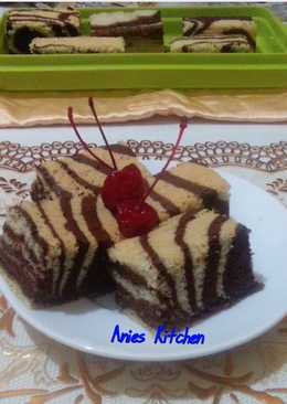 Ogura Cake Zebra with Coconut Milk