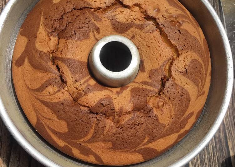 bahan dan cara membuat Marble cake