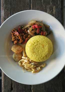 Nasi Kuning Rice Cooker