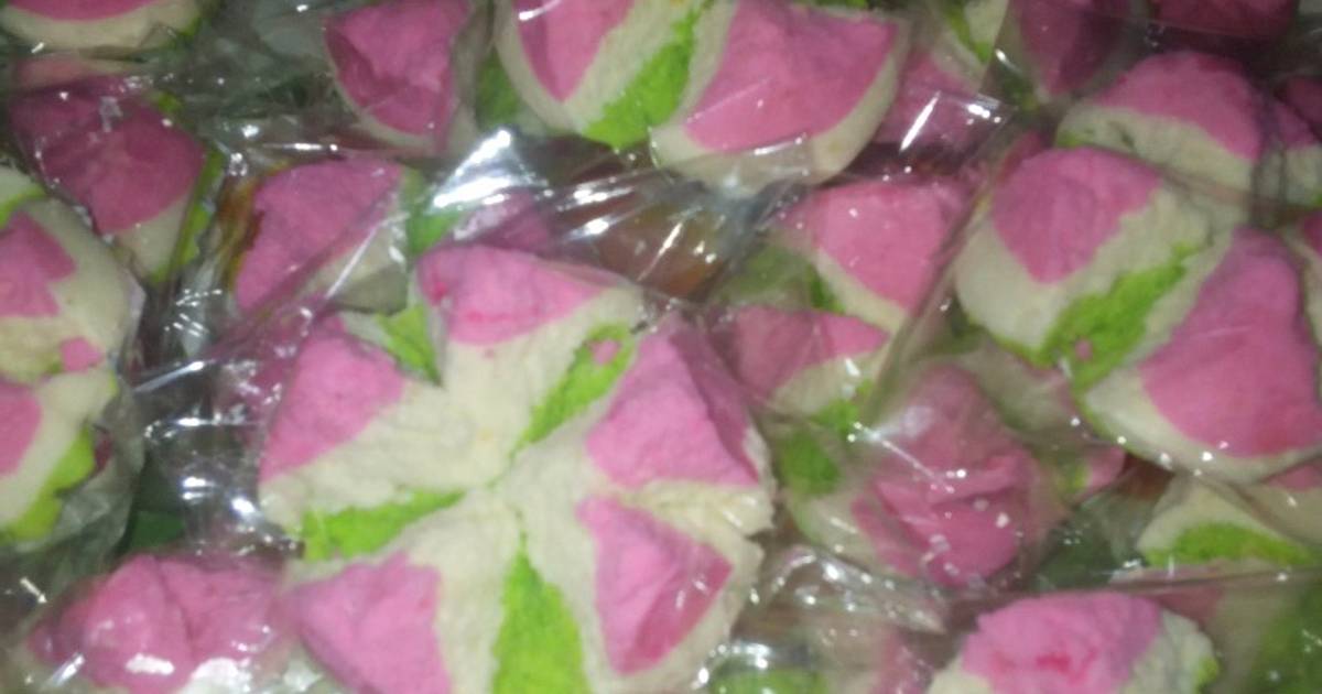 Resep Bolu kukus segar dingin Resep Bolu kukus segar dingin