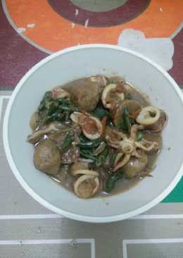 Cumi bakso saus tiram cabe hijau