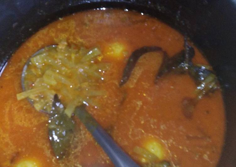 resep lengkap untuk Kuah lontong sayur