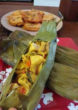 Pepes Usus Ayam Bumbu Kuning