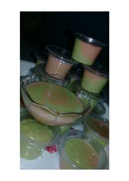 Puding bolu pelangi