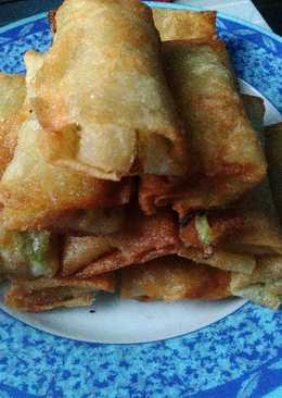 Lumpia isi labu siam bumbu irit