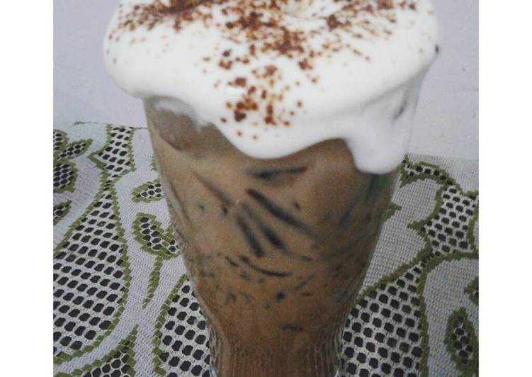 bahan dan cara membuat Ice Cappuccino Cincau with Whipped Cream