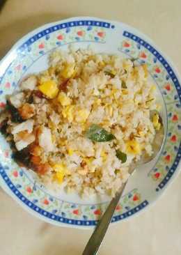 Nasi goreng daun jeruk