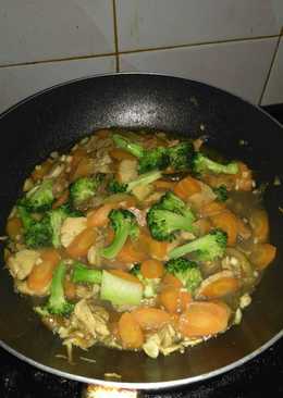 Cah Brokoli wortel Ayam