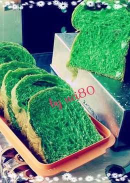 Roti tawar susu pandan