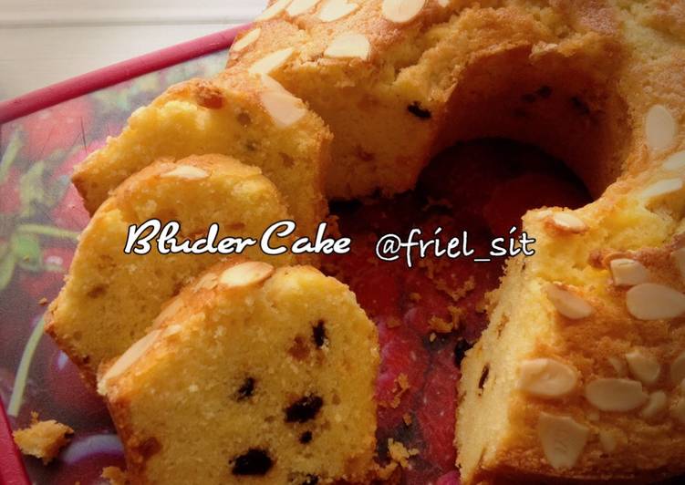 gambar untuk resep makanan Bluder Cake with almond slice