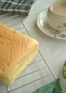 Condensed Milk Cotton Cake