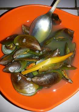 Kerang Hijau Kuah Kuning