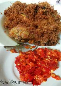 Ayam goreng lengkuas sambal korek