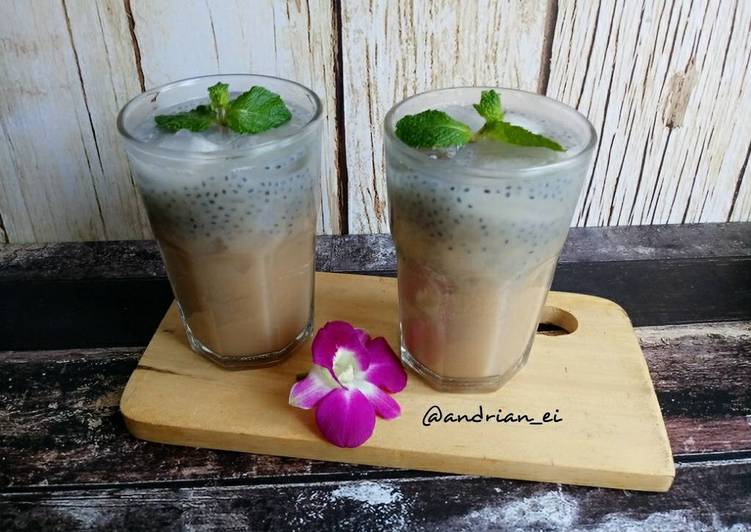 gambar untuk resep makanan Lychee Milk Tea