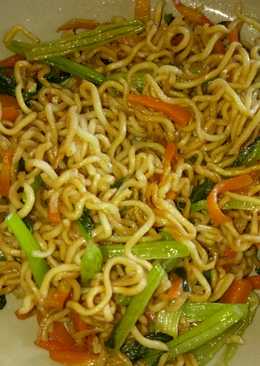 Mie goreng sederhana