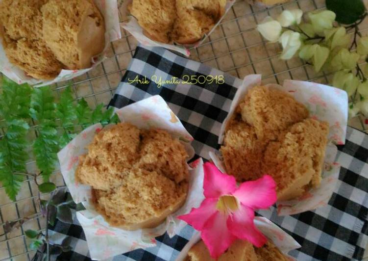 resep lengkap untuk Bolu Kukus Gula Merah (no mixer)