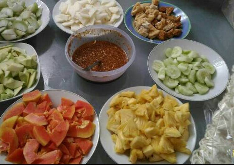 gambar untuk resep Rujak manis ulek