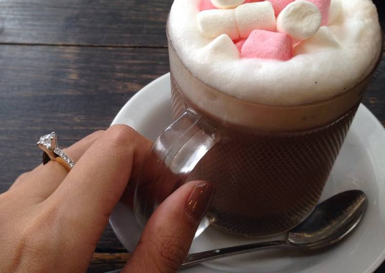 gambar untuk cara membuat Hot Chocolate Marshmellow