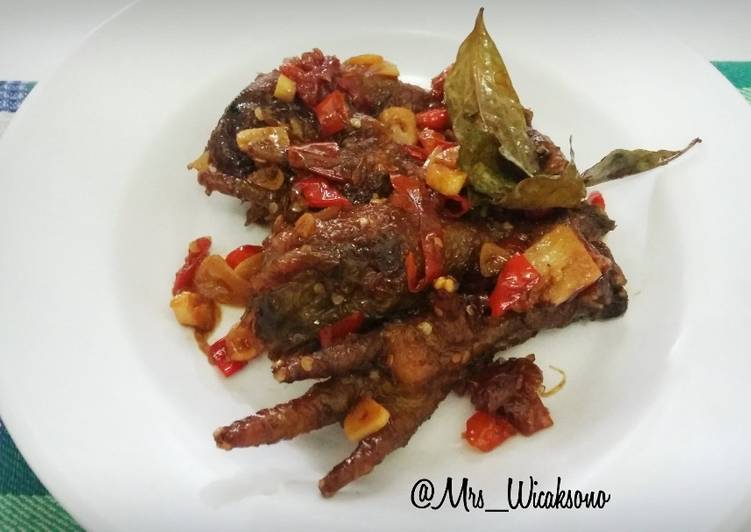 resep makanan Ceker kepala ayam kecap pedas