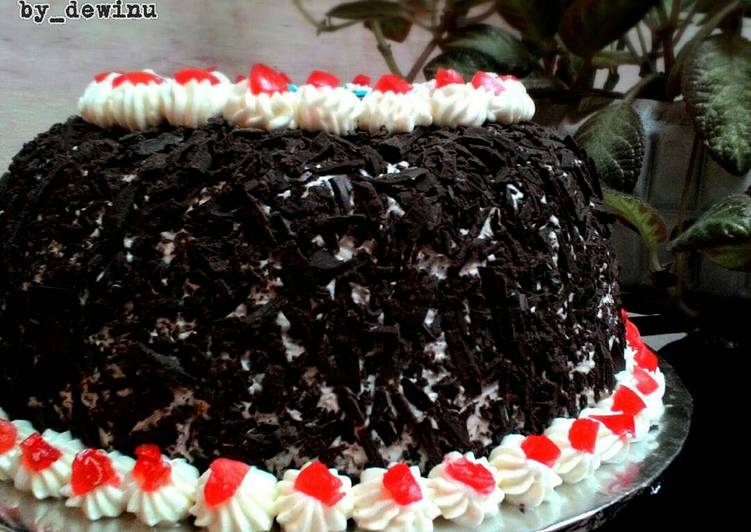 resep lengkap untuk Black Forest Cake