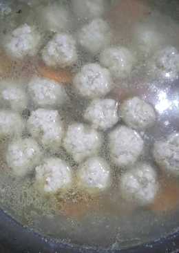 Sup Bakso Babi