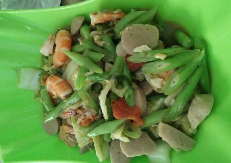 resep makanan Oseng buncis baso