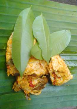 Pepes tahu daun kedondong