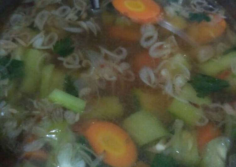 gambar untuk resep Sayur bening oyong