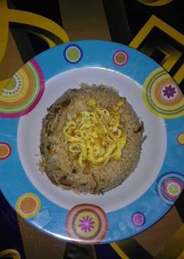 Nasi goreng ayam suwir (PRAKTIS)