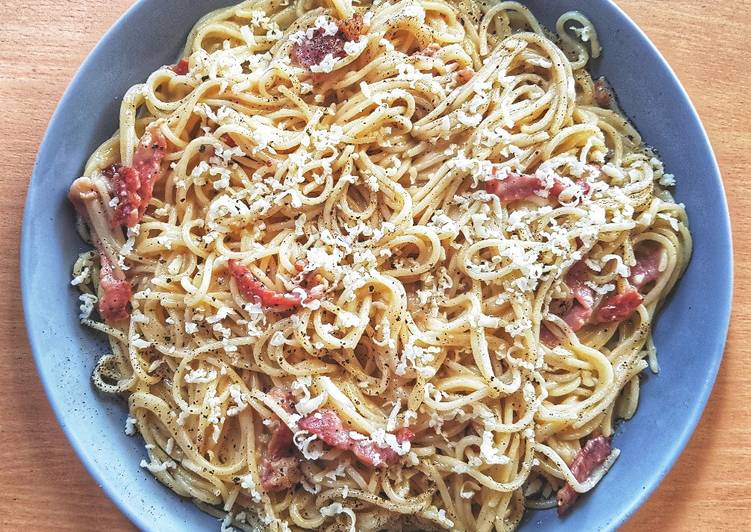 gambar untuk resep Creamy Spaghetti Carbonara