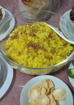 Nasi kuning kompletðŸ˜˜