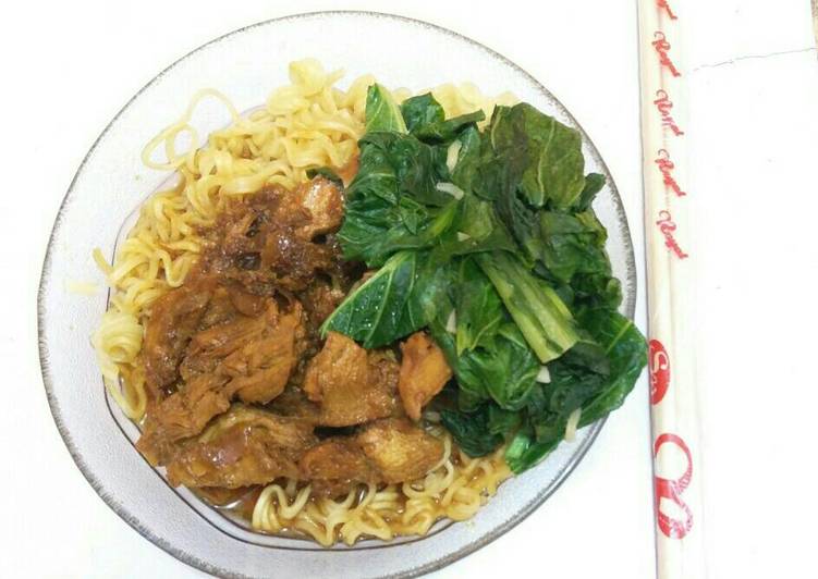 Resep Mie ayam sarimi By Yuni