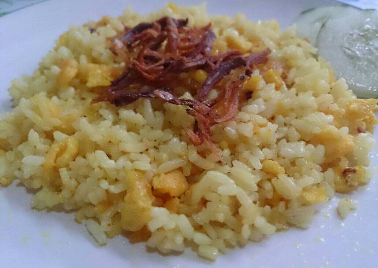  Resep  Nasi  goreng  kunyit oleh nyonyarumah Cookpad