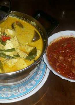 Sayur lodeh dan oseng mercon