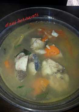 Sop ikan tuna segar