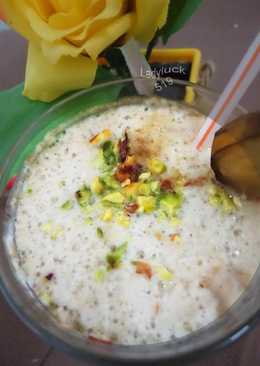 32. Banana Yogurt Smoothie