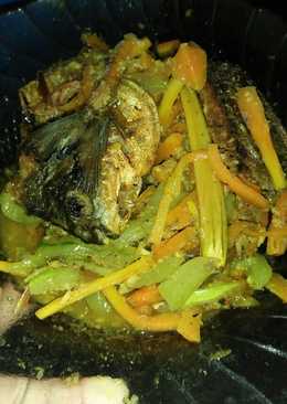 Ikan bawal bumbu acar