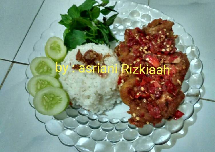  Resep  Ayam  geprek  crispy  oleh Asriani Rizkiaahh Cookpad