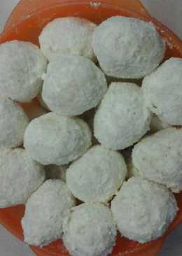 Coconut Ladoo