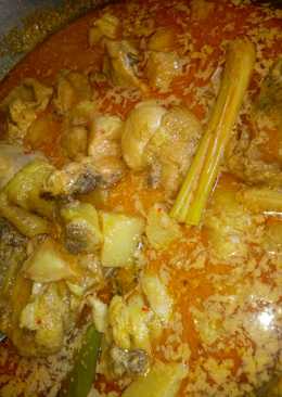 Opor Ayam kuning