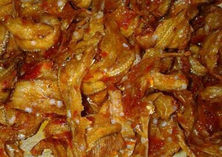 cara membuat Ikan asin tawar bumbu balado