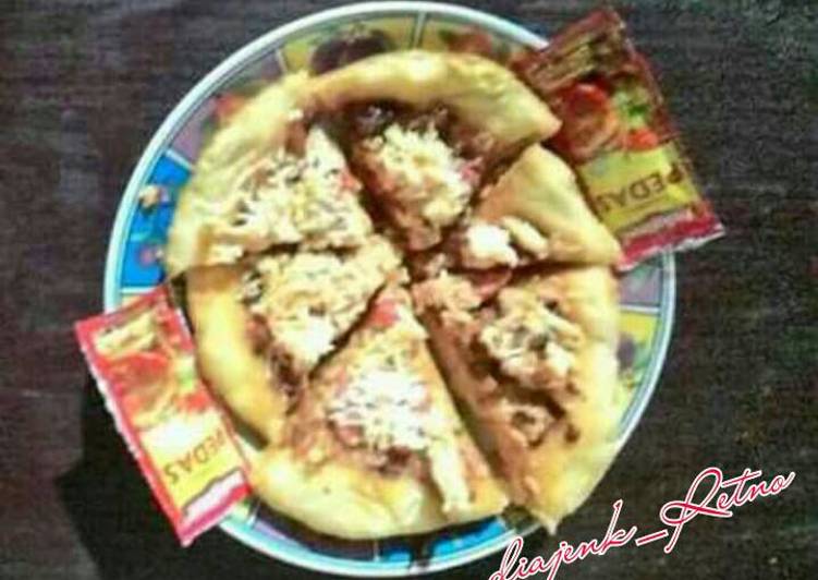 gambar untuk cara membuat Pizza teflon topping sosis sederhana (homemade)