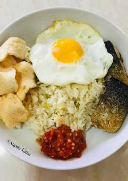 Nasi liwet ikan asin