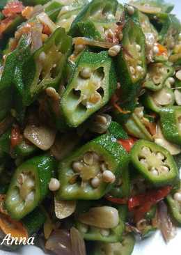 Oseng2 okra [lady finger]