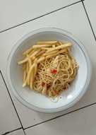 Spaghetti Aglio Olio with Dory